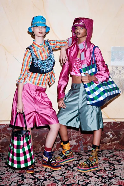 Look 3